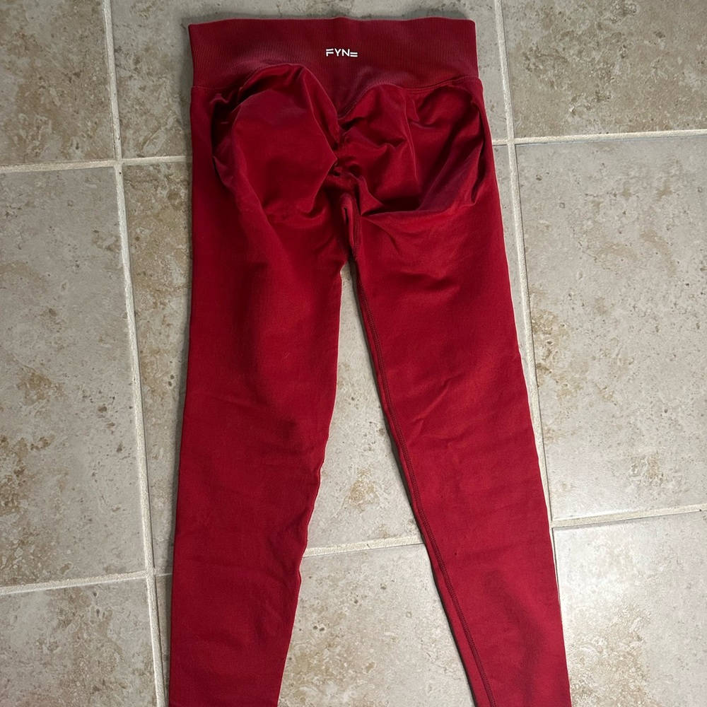 FYN Women's Burgundy Leggings